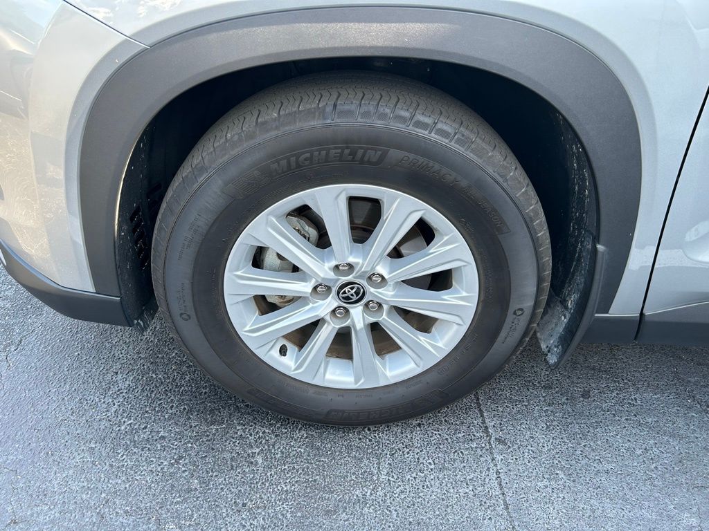 2024 Toyota Grand Highlander XLE 9
