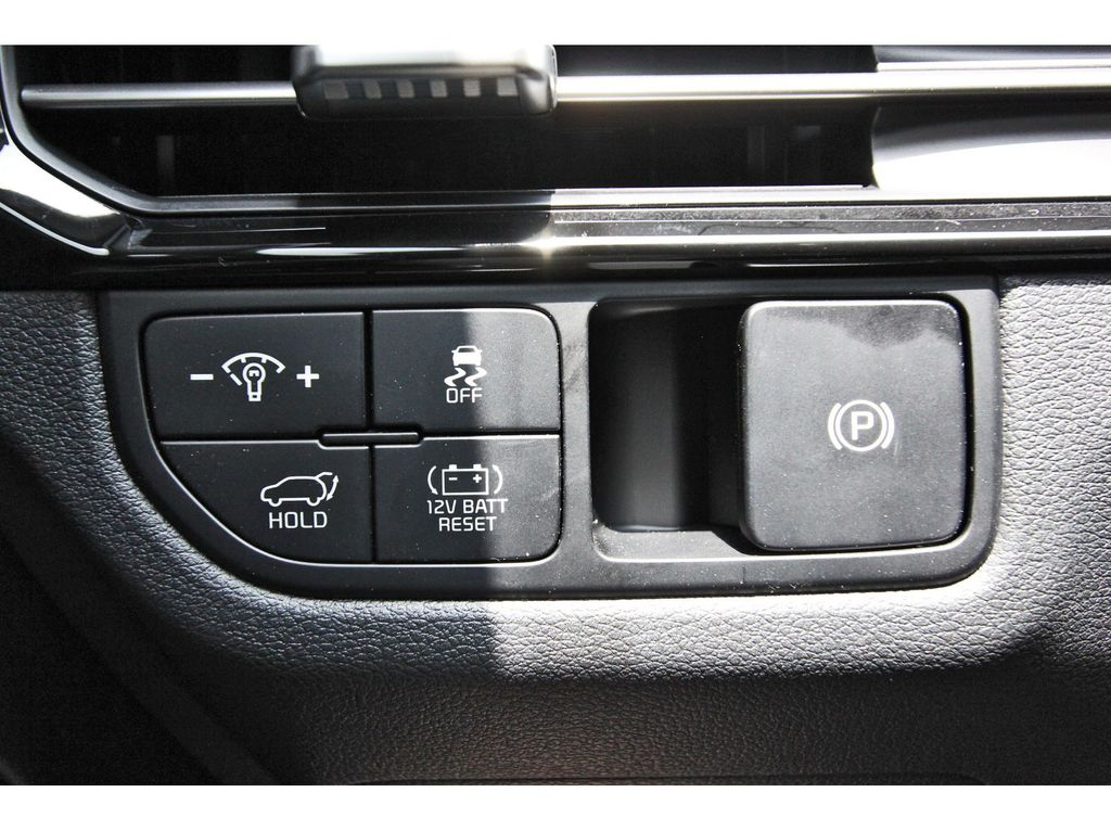 New 2026 Kia Sportage Hybrid SUV