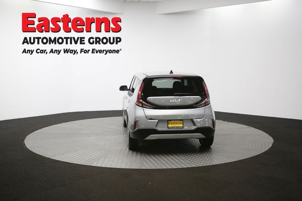 Used 2023  Kia LX image 35