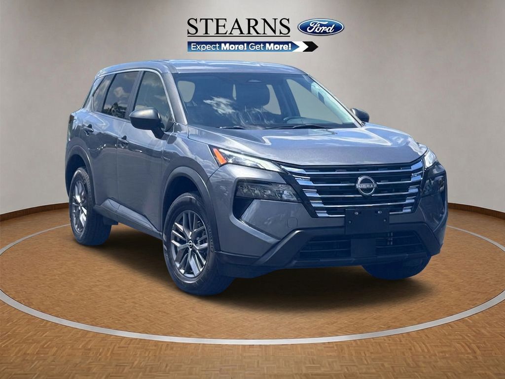 Gray (Gun Metallic) 2024 Nissan Rogue SUV / Crossover All-Wheel Drive Continuously Variable Transmission