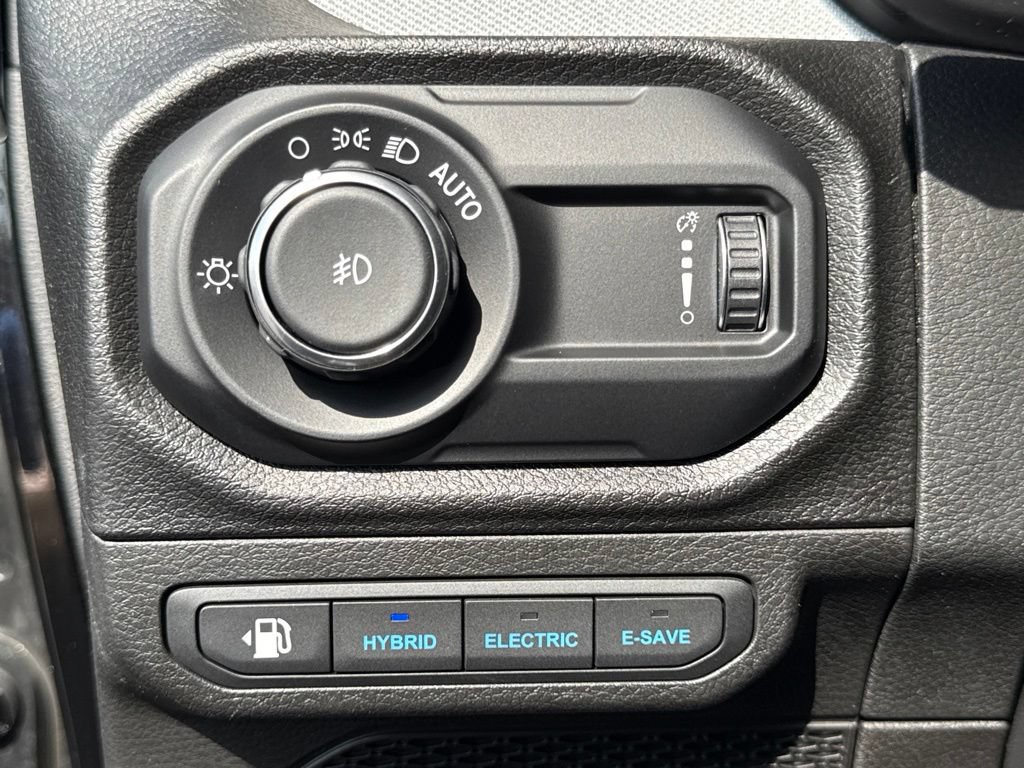 Used 2024 Jeep Wrangler SUV