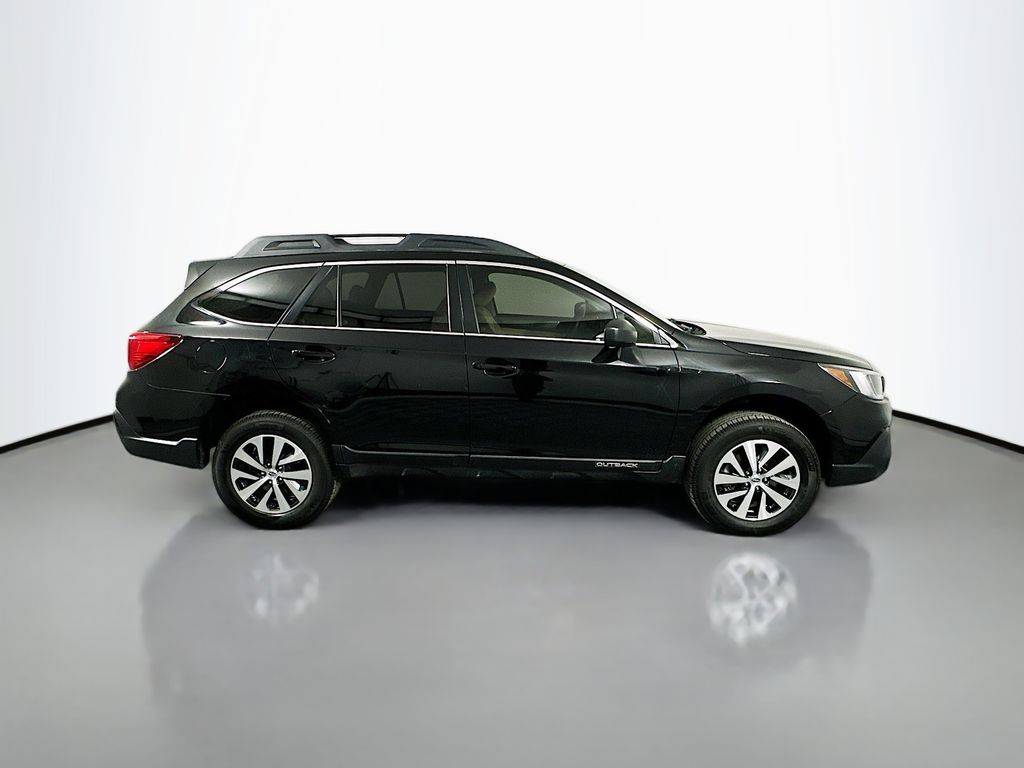 2018 Subaru Outback 2.5i 4