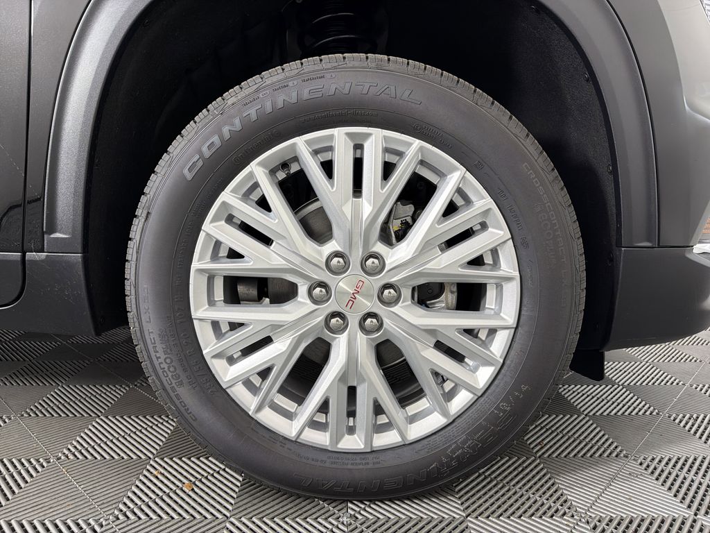 new 2026 GMC Acadia car, priced at $46,625