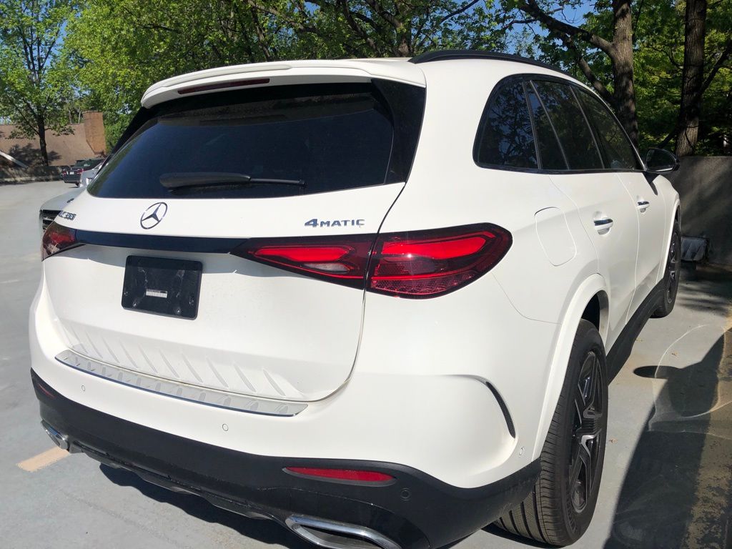 2025 Mercedes-Benz GLC 300 4