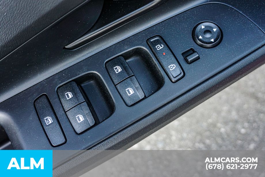 2025 Hyundai Elantra SEL - Photo 46
