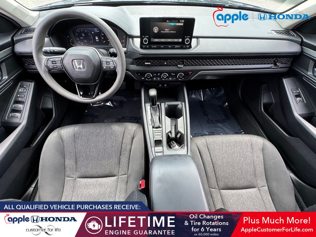 2025 Honda Accord Sedan SE