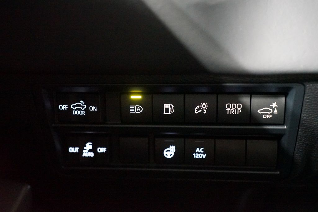 Thumbnail: 2026 Toyota Tundra - 27