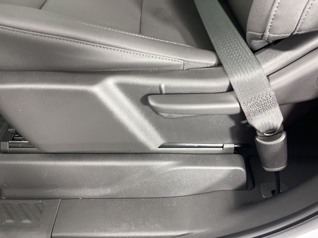 Thumbnail: 2026 Chevrolet Silverado 1500 - 22