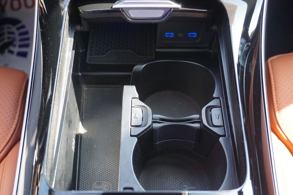 2023 Mercedes-Benz C-Class C 300 32