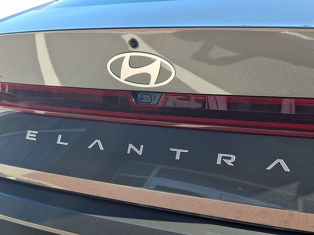 new 2026 Hyundai Elantra Hybrid car, priced at $30,872