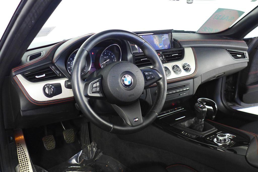 Thumbnail: 2014 BMW Z4 - 15