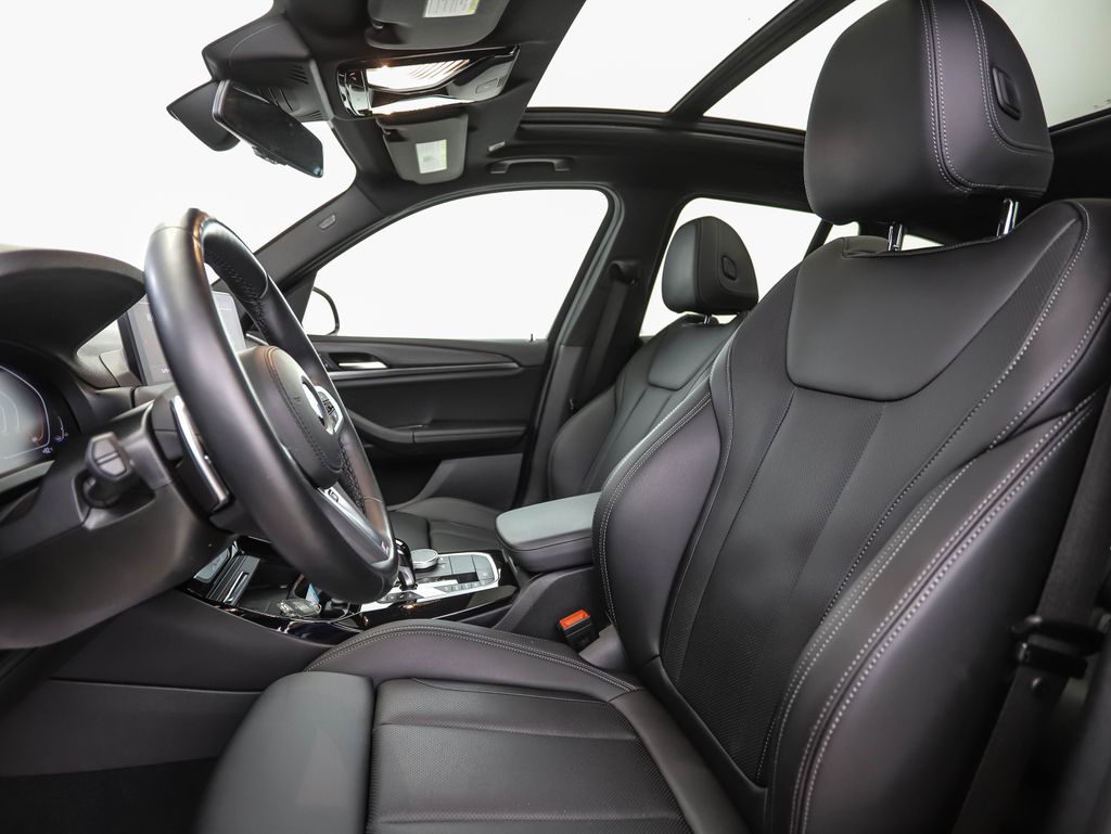 Thumbnail: 2024 BMW X3 - 11