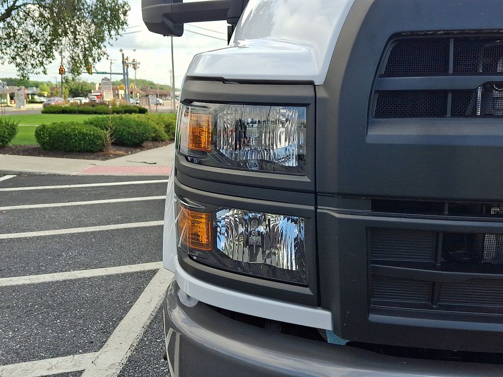 2023 Chevrolet Silverado 4500HD Work Truck - 6