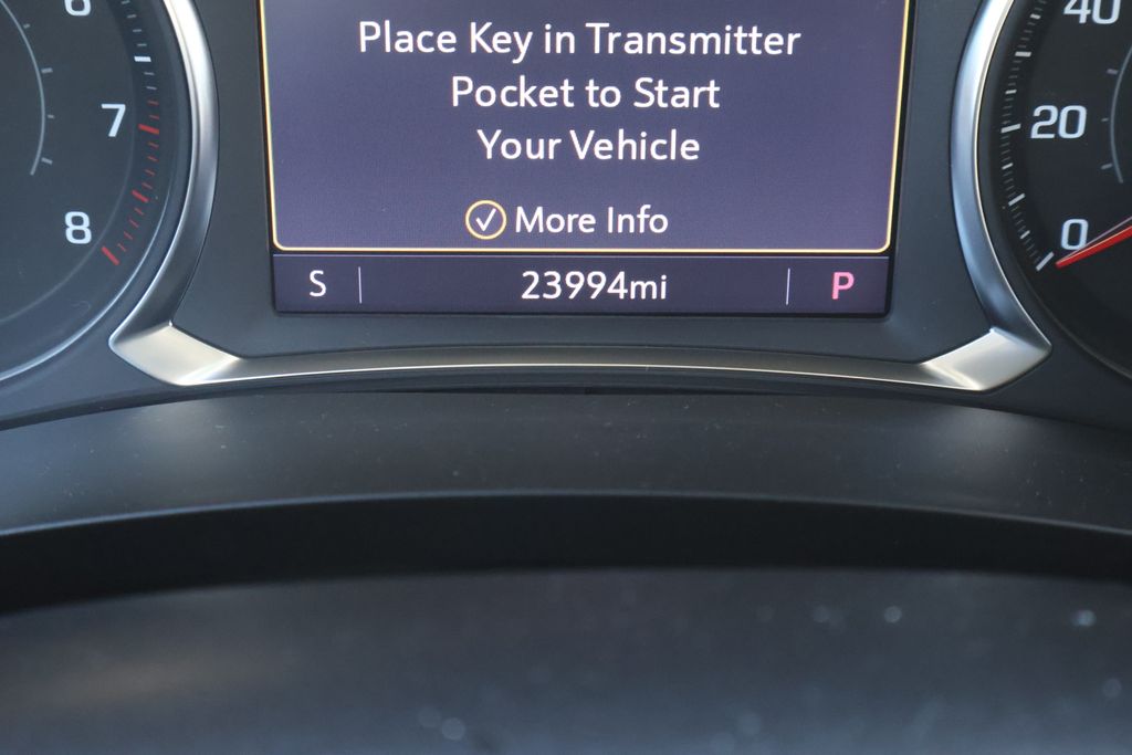 Thumbnail: 2023 Chevrolet Traverse - 18