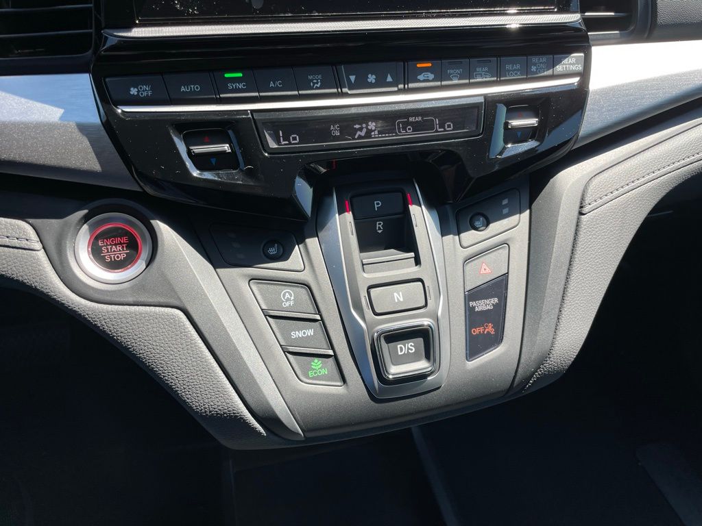 Thumbnail: 2026 Honda Odyssey - 19