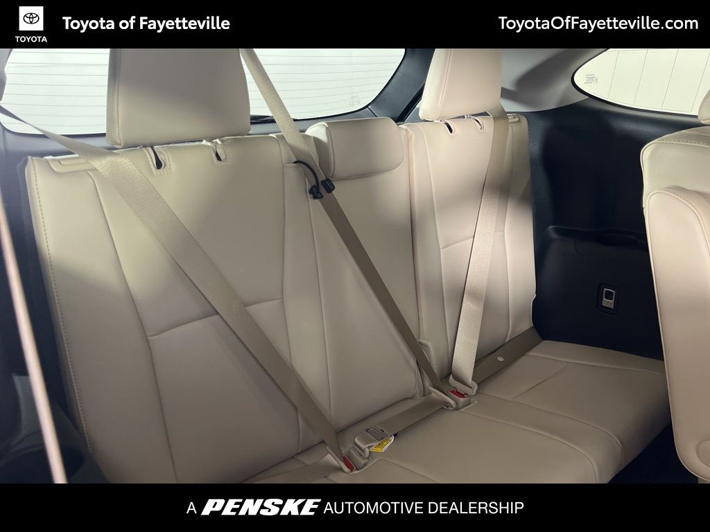 Thumbnail: 2025 Toyota Highlander - 13