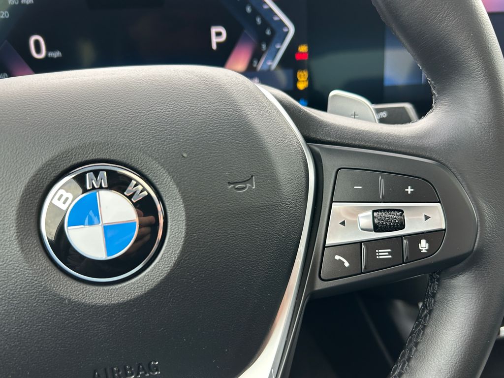 2024 BMW 3 Series 330i 21