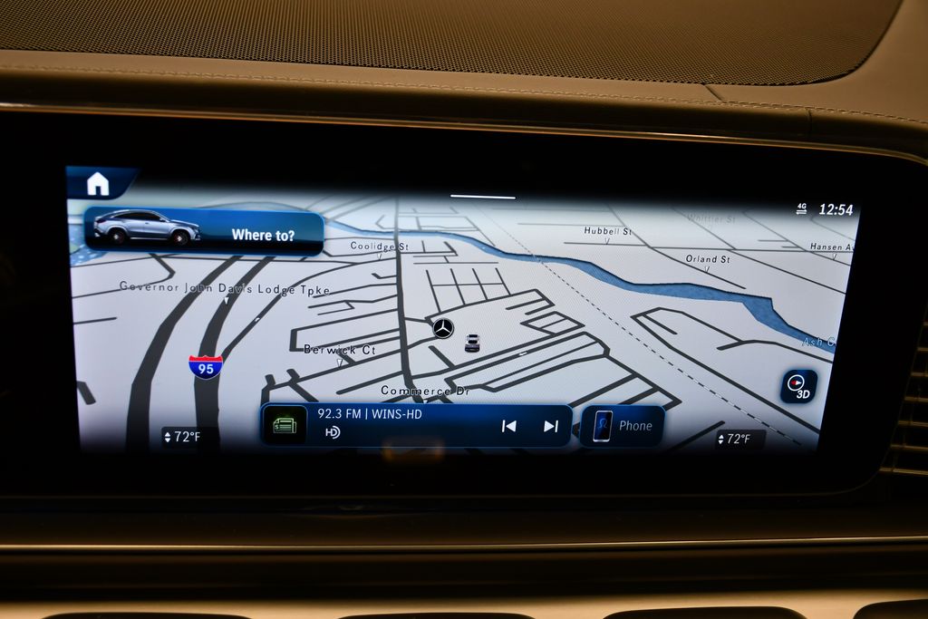 Thumbnail: 2026 Mercedes-Benz GLE - 26