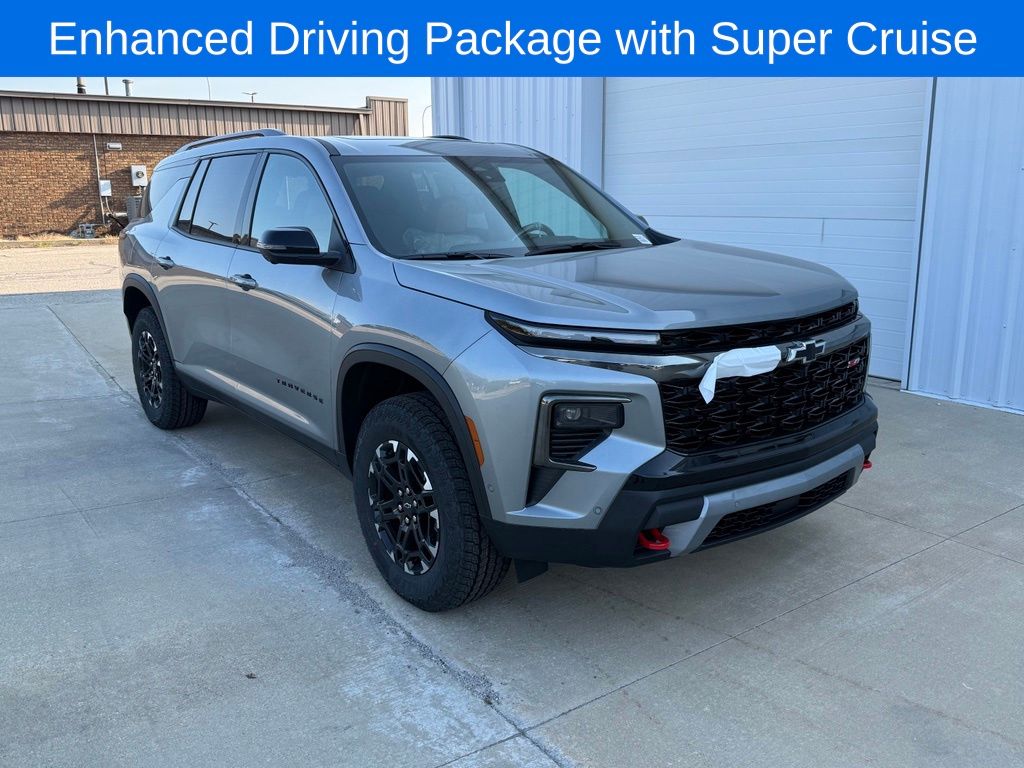 Sterling Gray Metallic 2027 Chevrolet Traverse SUV / Crossover Four-Wheel Drive 8-Speed Automatic