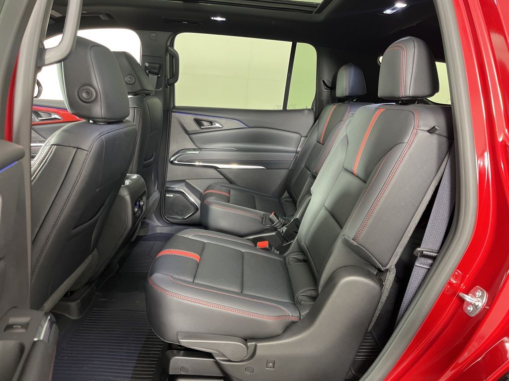 Thumbnail: 2026 Chevrolet Traverse - 26