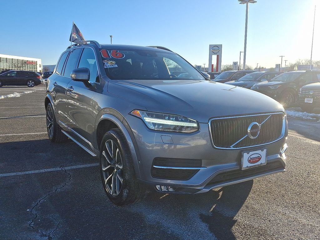 Thumbnail: 2016 Volvo XC90 - 3