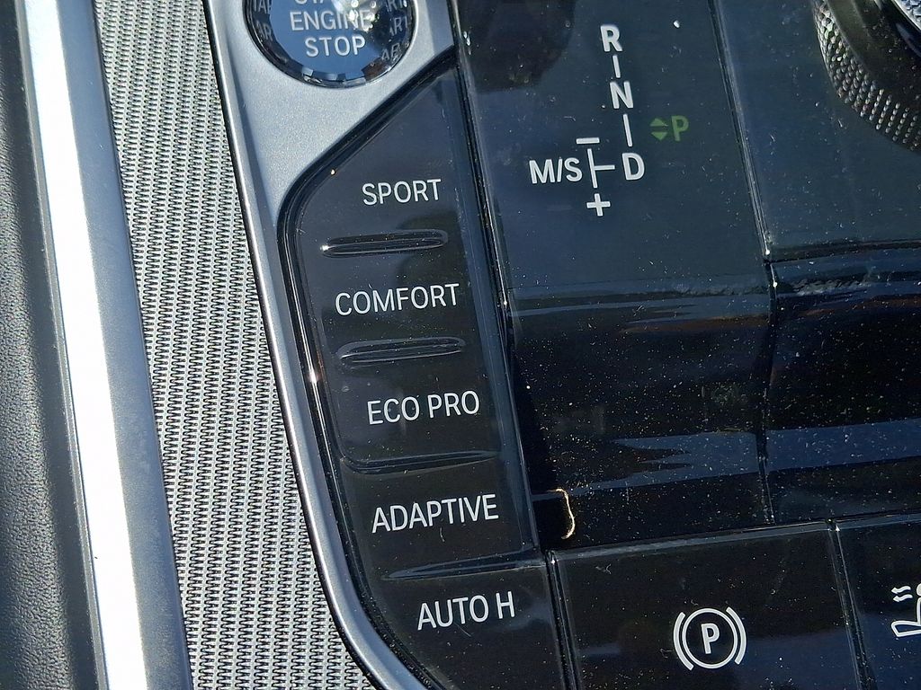 Thumbnail: 2023 BMW 8 Series - 24