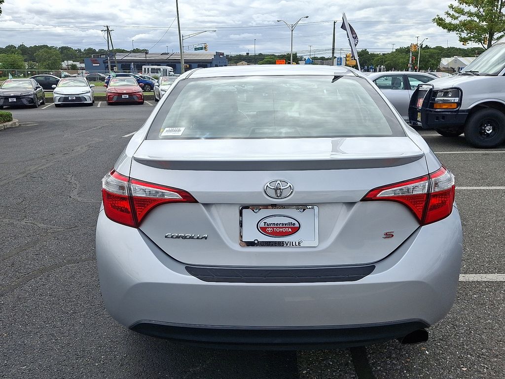 Thumbnail: 2016 Toyota Corolla - 5