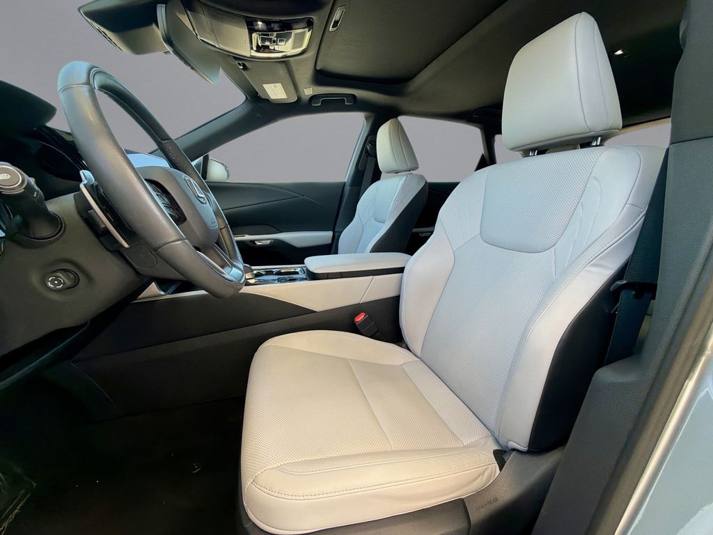 Thumbnail: 2023 Lexus RX - 30