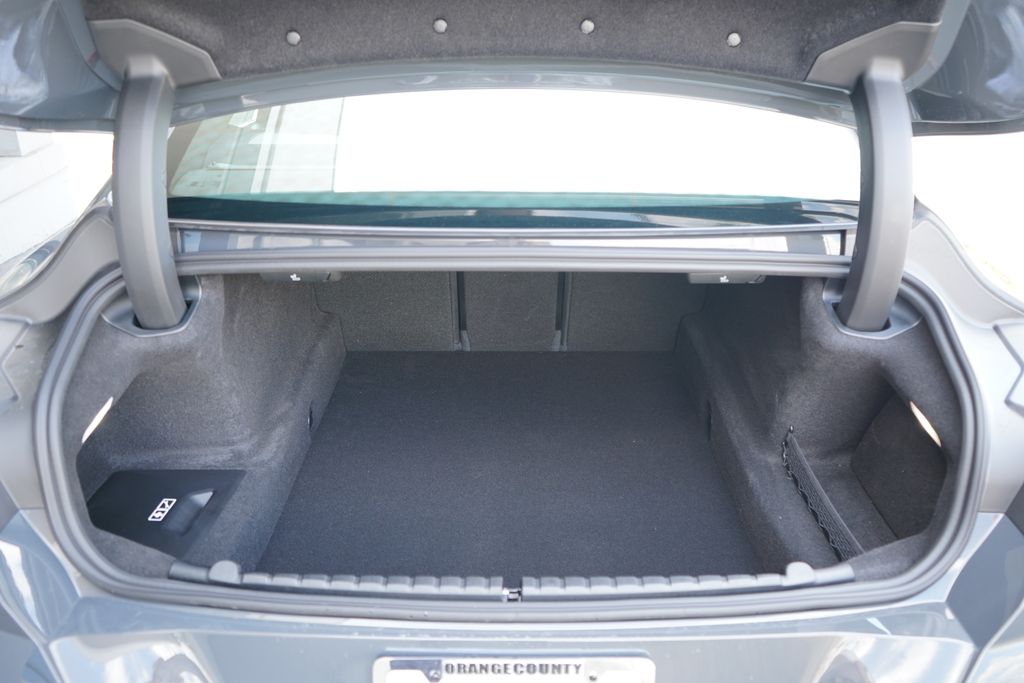 Thumbnail: 2026 BMW 8 Series - 20