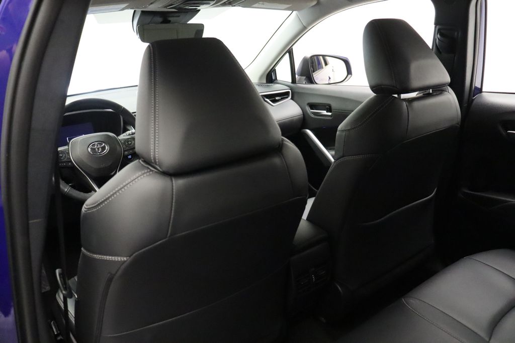 2024 Toyota Corolla Cross XLE 20
