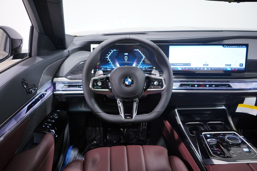 Thumbnail: 2026 BMW 7 Series - 11