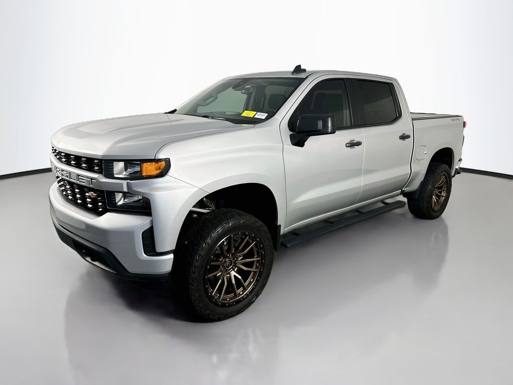 ChevroletSilverado 1500 LTD3
