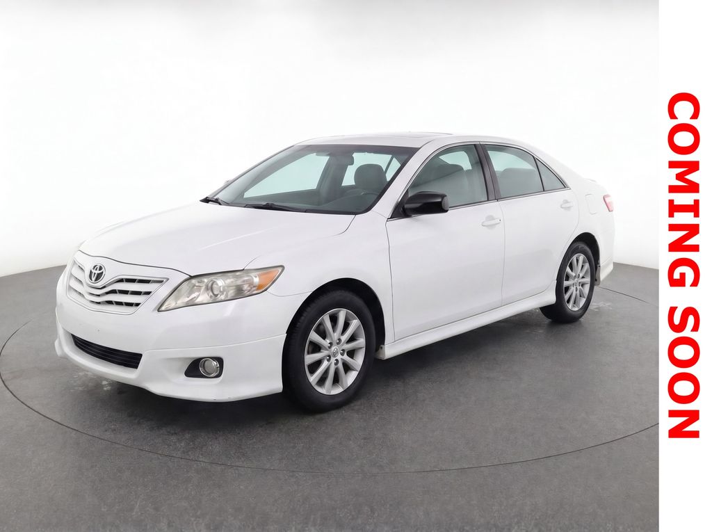2011 Toyota Camry 2.5 Auto XLE's photo