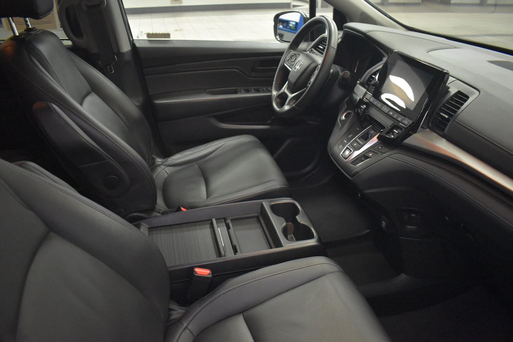 2021 Honda Odyssey EX-L 30
