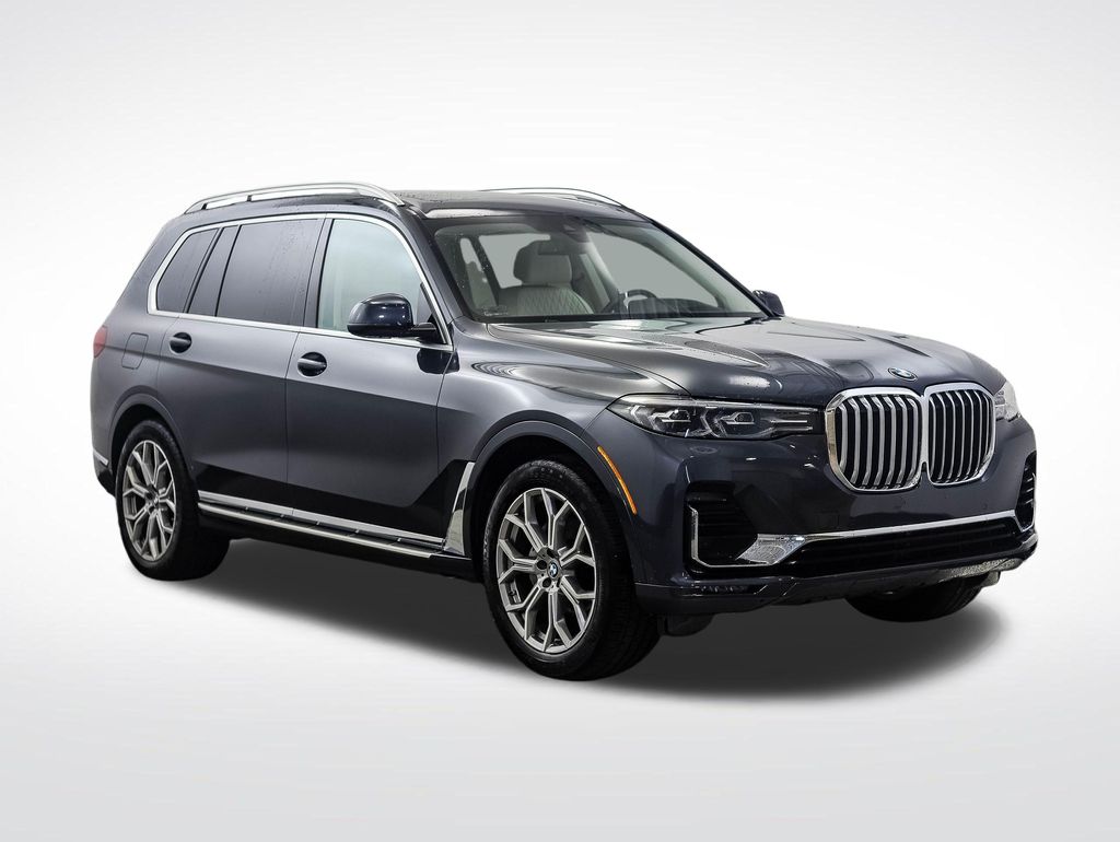 Thumbnail: 2022 BMW X7 - 7