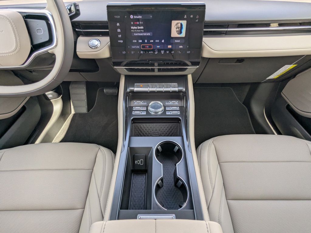 2025 Lincoln Nautilus Hybrid Premiere