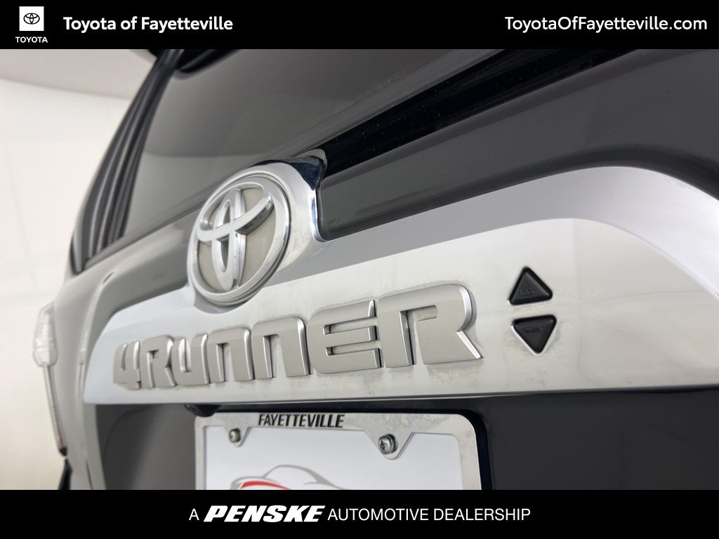 Thumbnail: 2022 Toyota 4Runner - 19