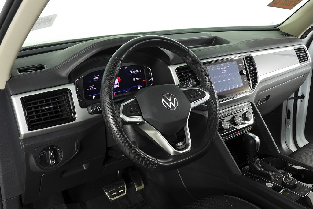 Thumbnail: 2023 Volkswagen Atlas - 30
