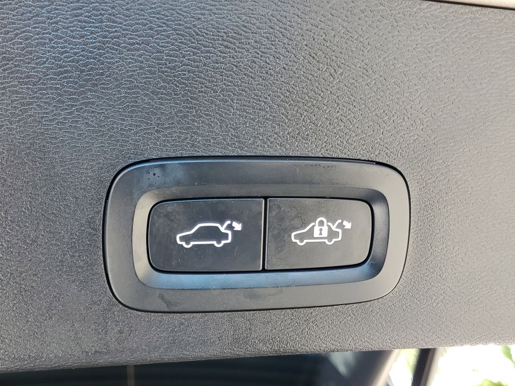 used 2023 Volvo XC40 car, priced at $28,595