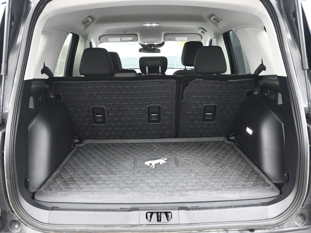 Certified Used 2024 Gray Ford Badlands image 9