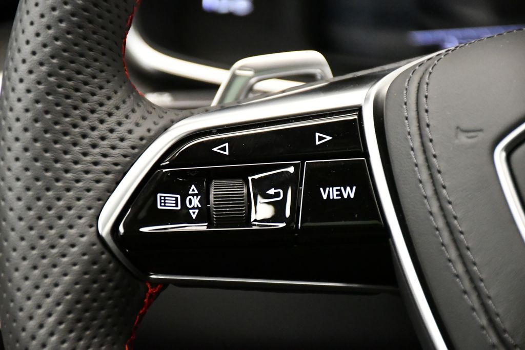 Thumbnail: 2026 Audi RS 6 - 22