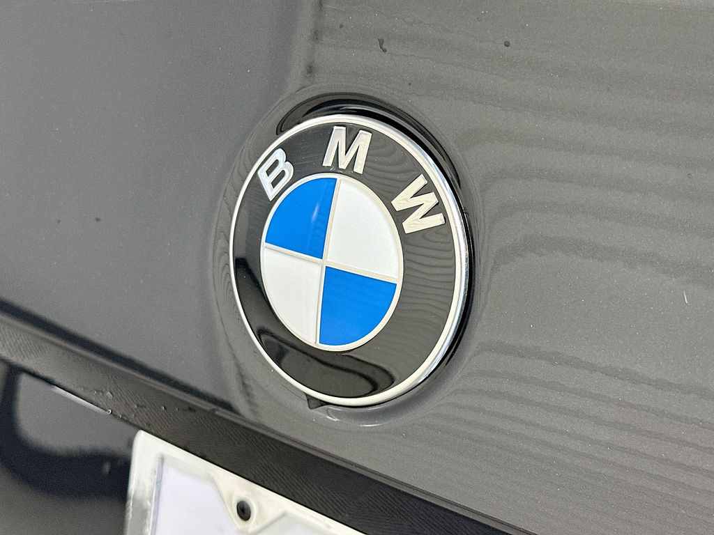 Thumbnail: 2026 BMW 5 Series - 22