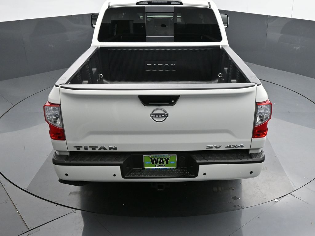 2024 Nissan Titan SV