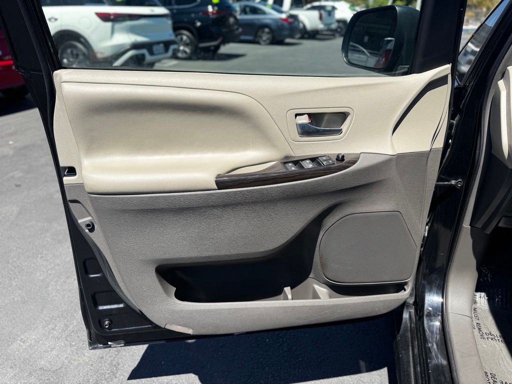 Used 2019 Toyota Sienna Van