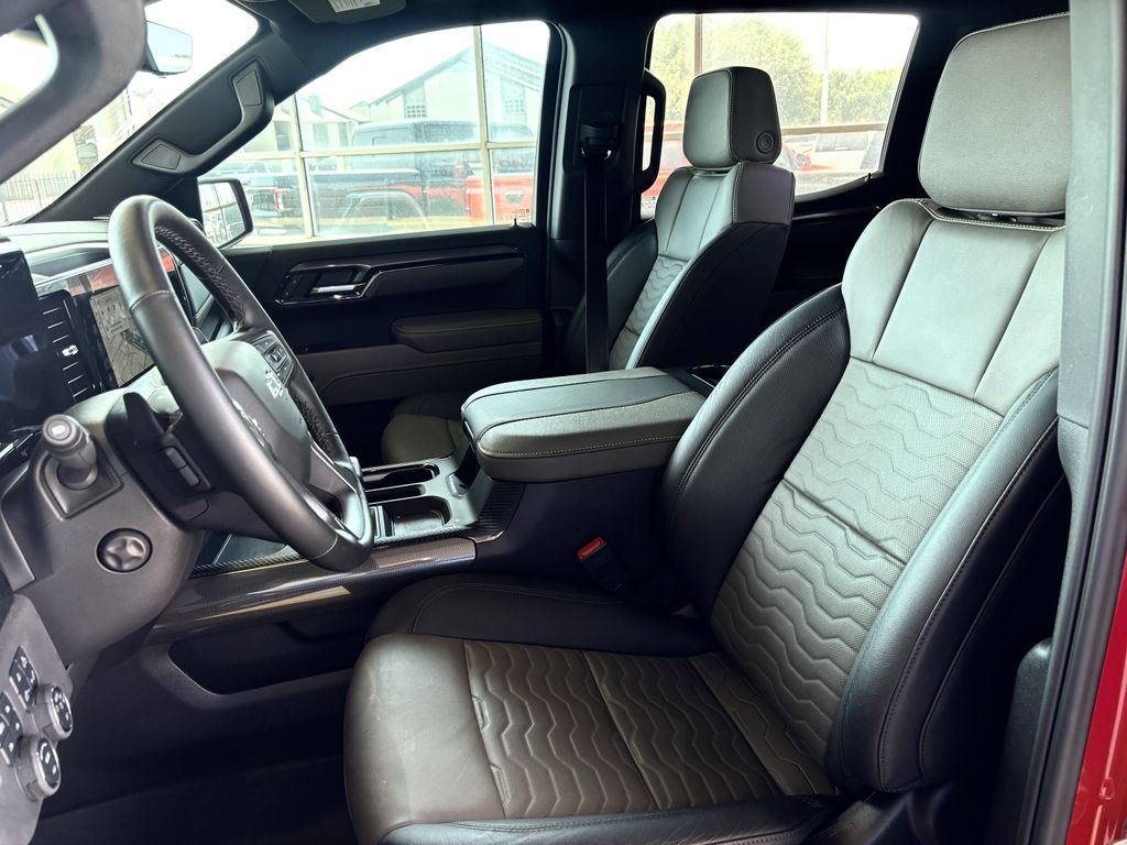 Used 2025 Chevrolet Silverado 1500 Truck