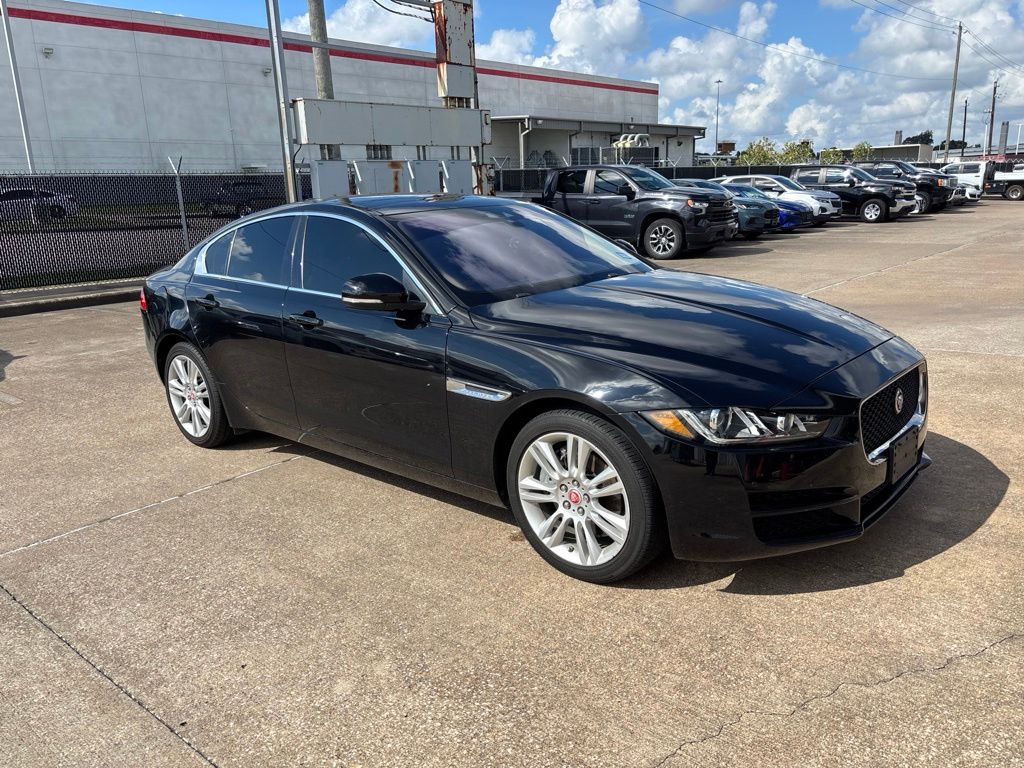 2019 Jaguar XE 25t Premium - 2