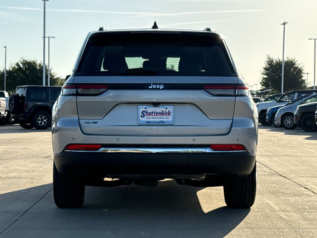 Used 2022 Jeep Grand Cherokee SUV