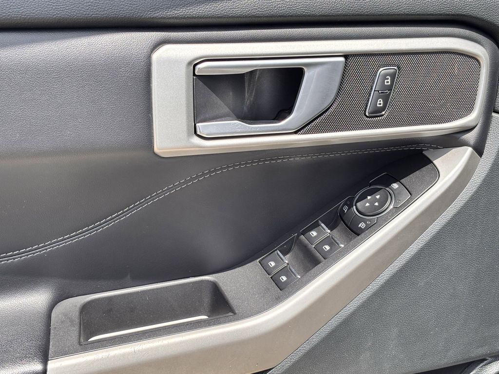 Used Car 2023 Ford Explorer  Xlt For Sale Under $30,000 In Corsicana, Texas
