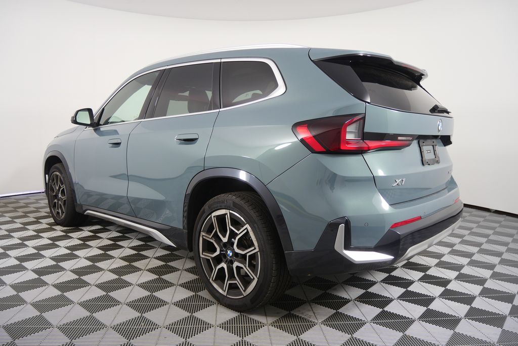 Thumbnail: 2023 BMW X1 - 5