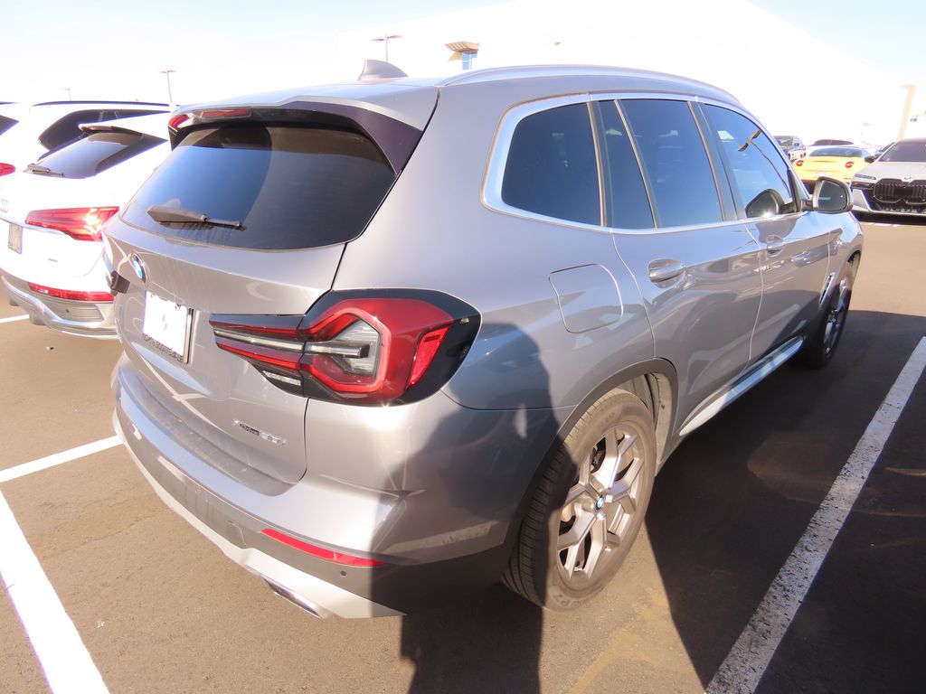 Thumbnail: 2023 BMW X3 - 3